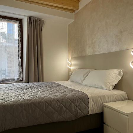 Anfite Apartments Santa Maria Дезенцано-дель-Гарда Экстерьер фото