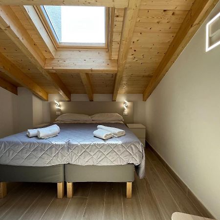 Anfite Apartments Santa Maria Дезенцано-дель-Гарда Экстерьер фото