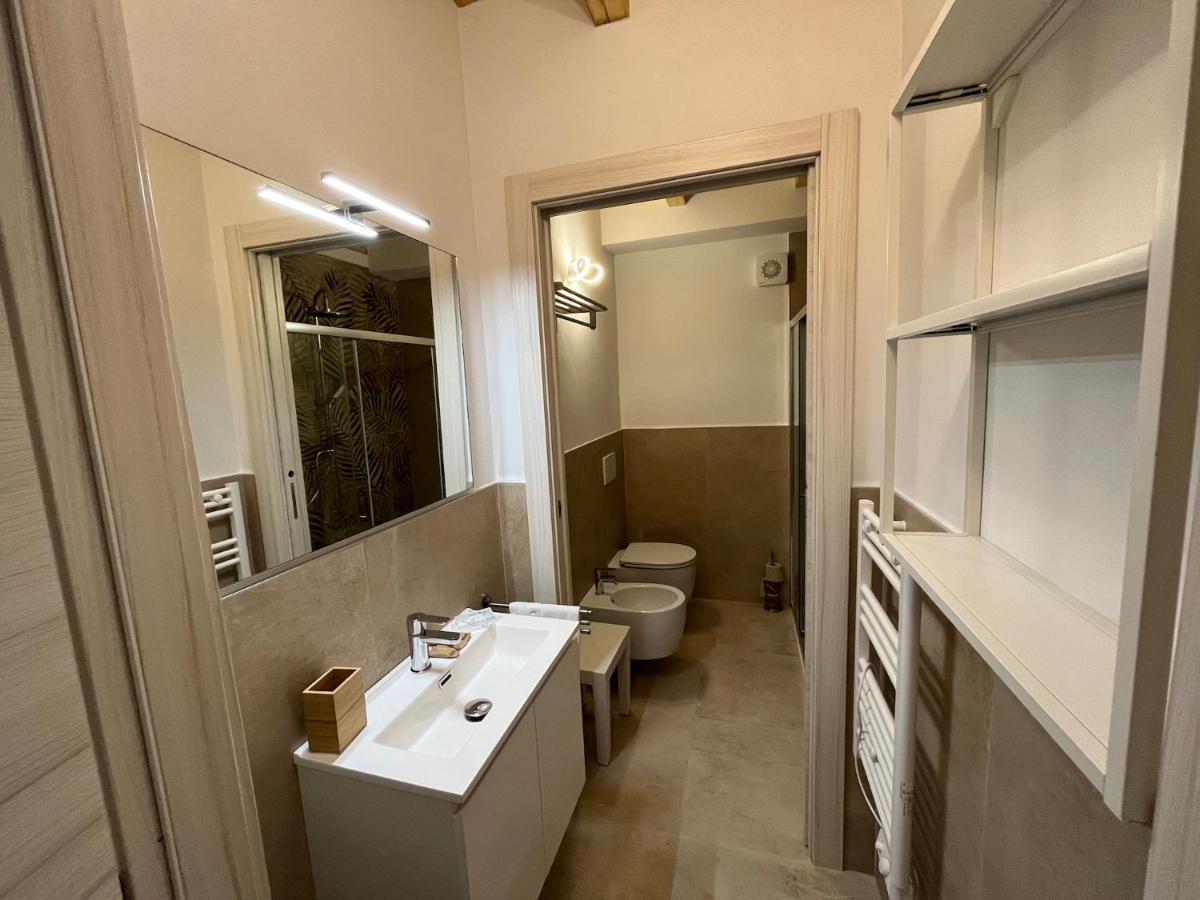 Anfite Apartments Santa Maria Дезенцано-дель-Гарда Экстерьер фото