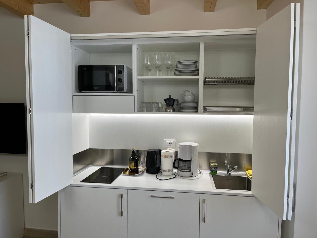 Anfite Apartments Santa Maria Дезенцано-дель-Гарда Экстерьер фото
