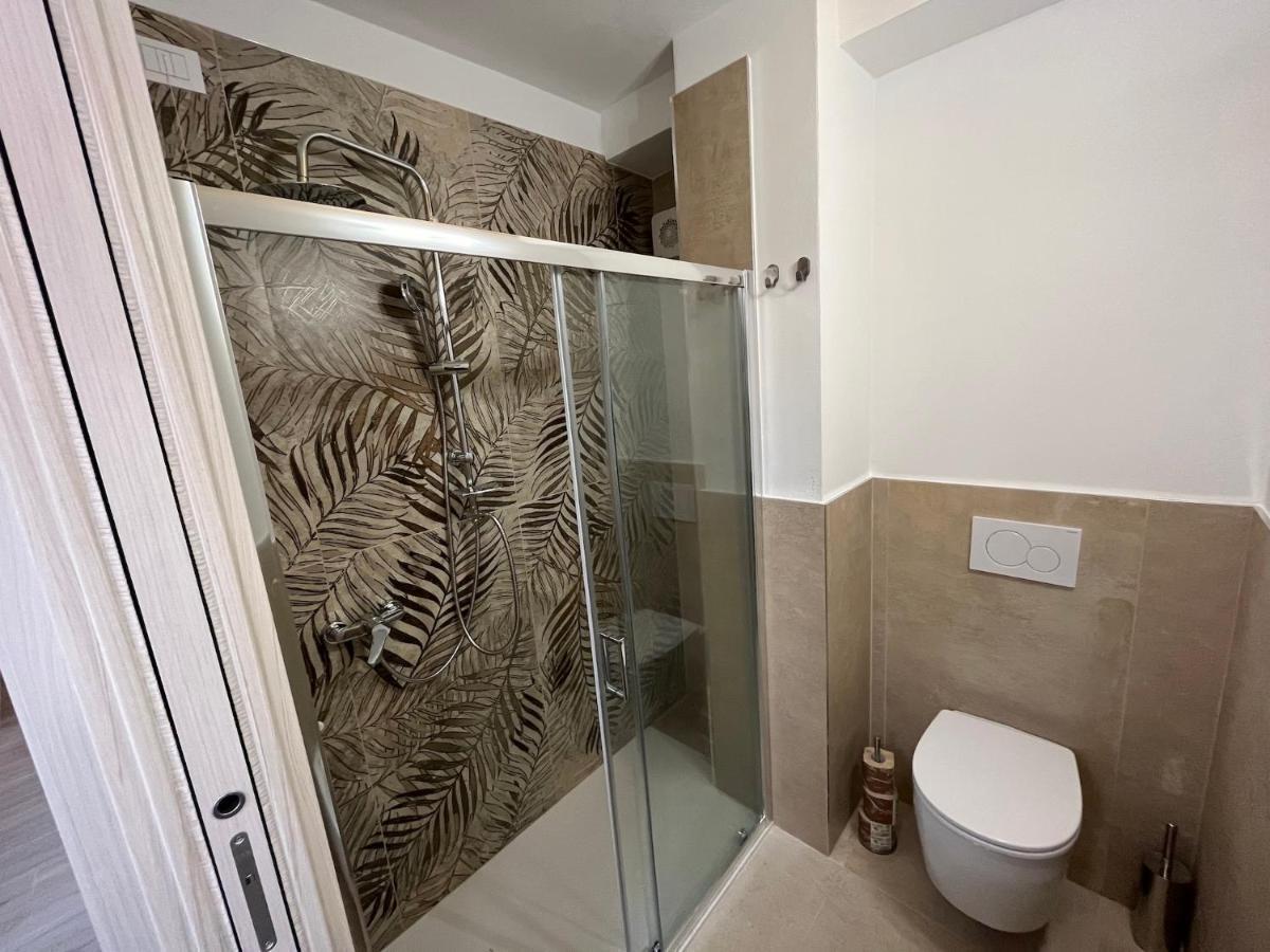 Anfite Apartments Santa Maria Дезенцано-дель-Гарда Экстерьер фото