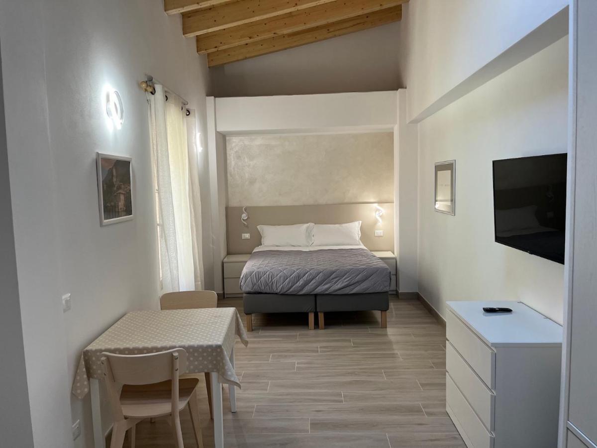 Anfite Apartments Santa Maria Дезенцано-дель-Гарда Экстерьер фото